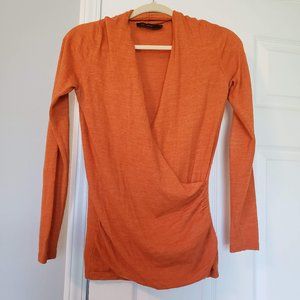 Limited orange sweater